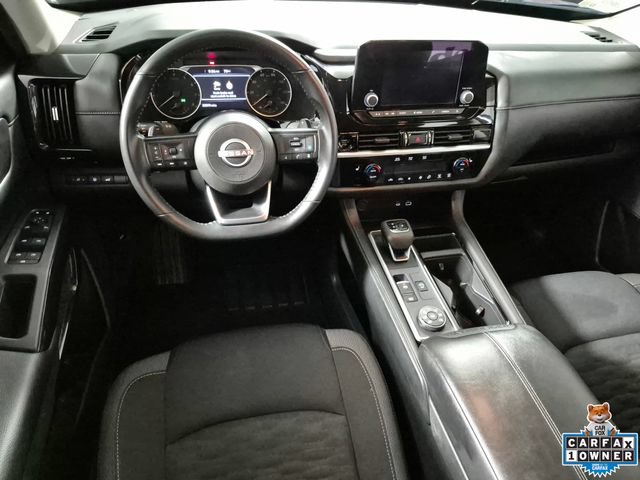 Used 2025 Nissan Pathfinder SV AWD/4WD image 10