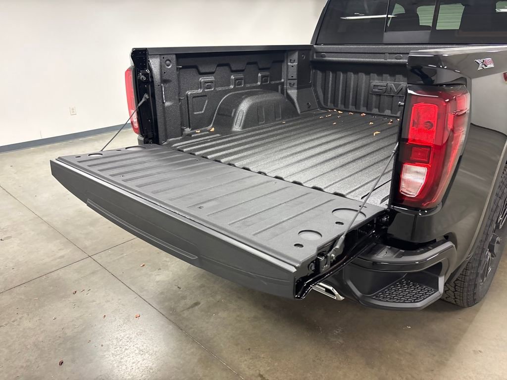 New 2026 GMC Sierra 1500 Elevation w/ Elevation Premium Package image 18