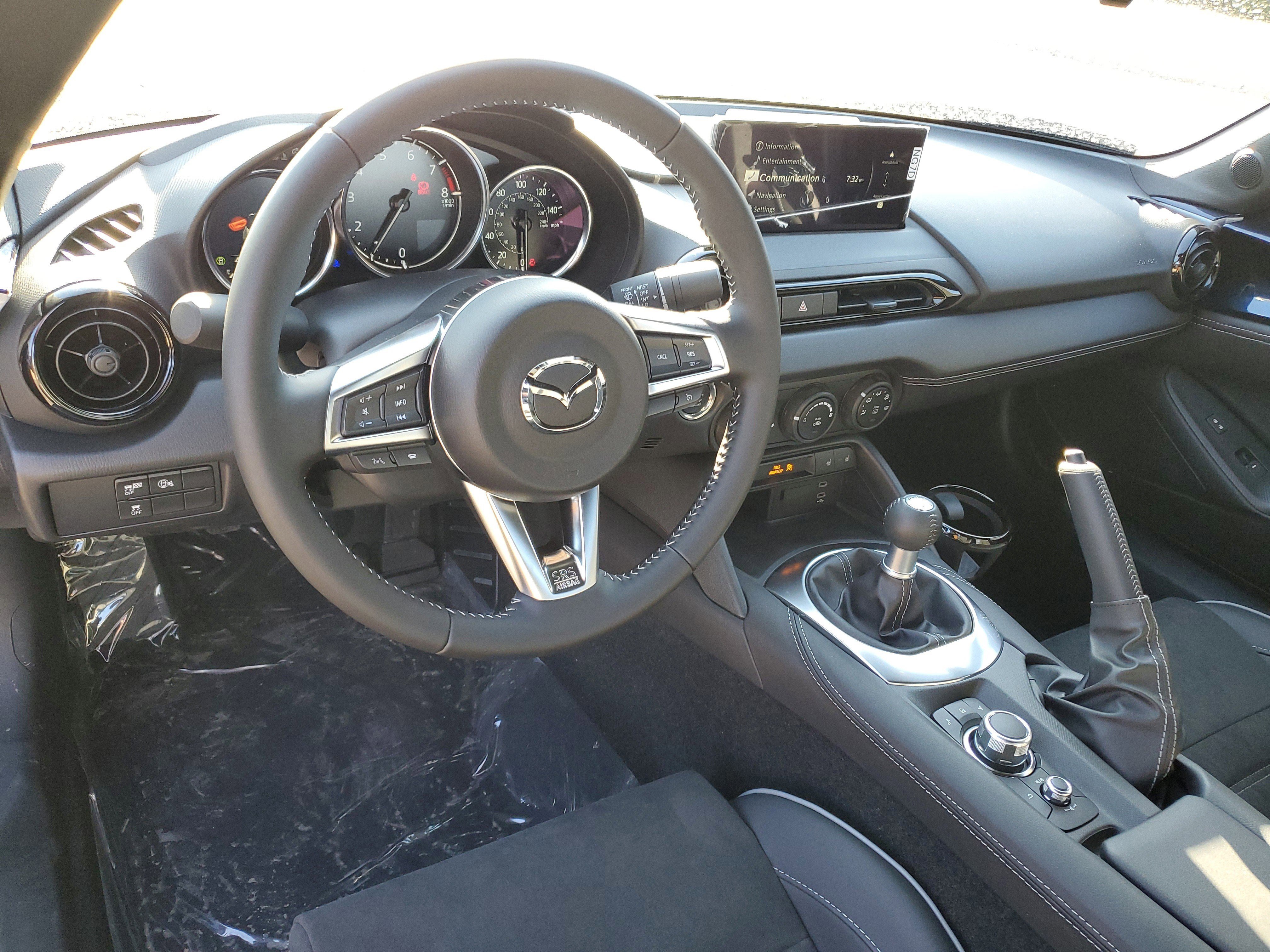 New 2025 MAZDA MX-5 Miata Club w/ Brembo/BBS Recaro Package image 10