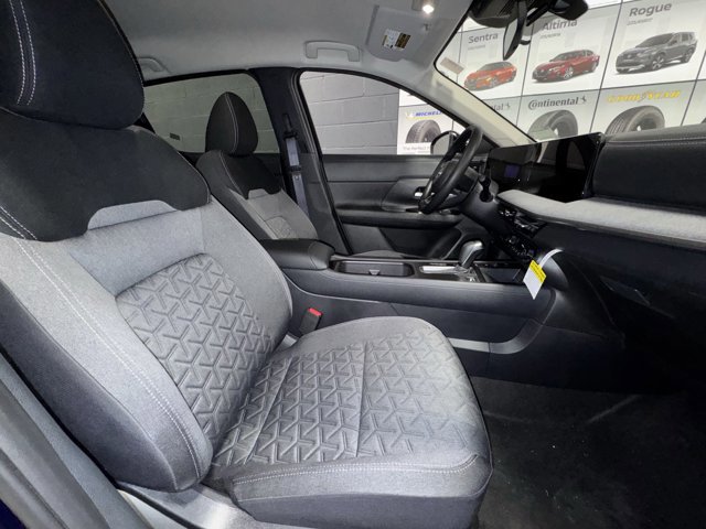 New 2026 Nissan Kicks SV w/ Cold Weather Package image 10