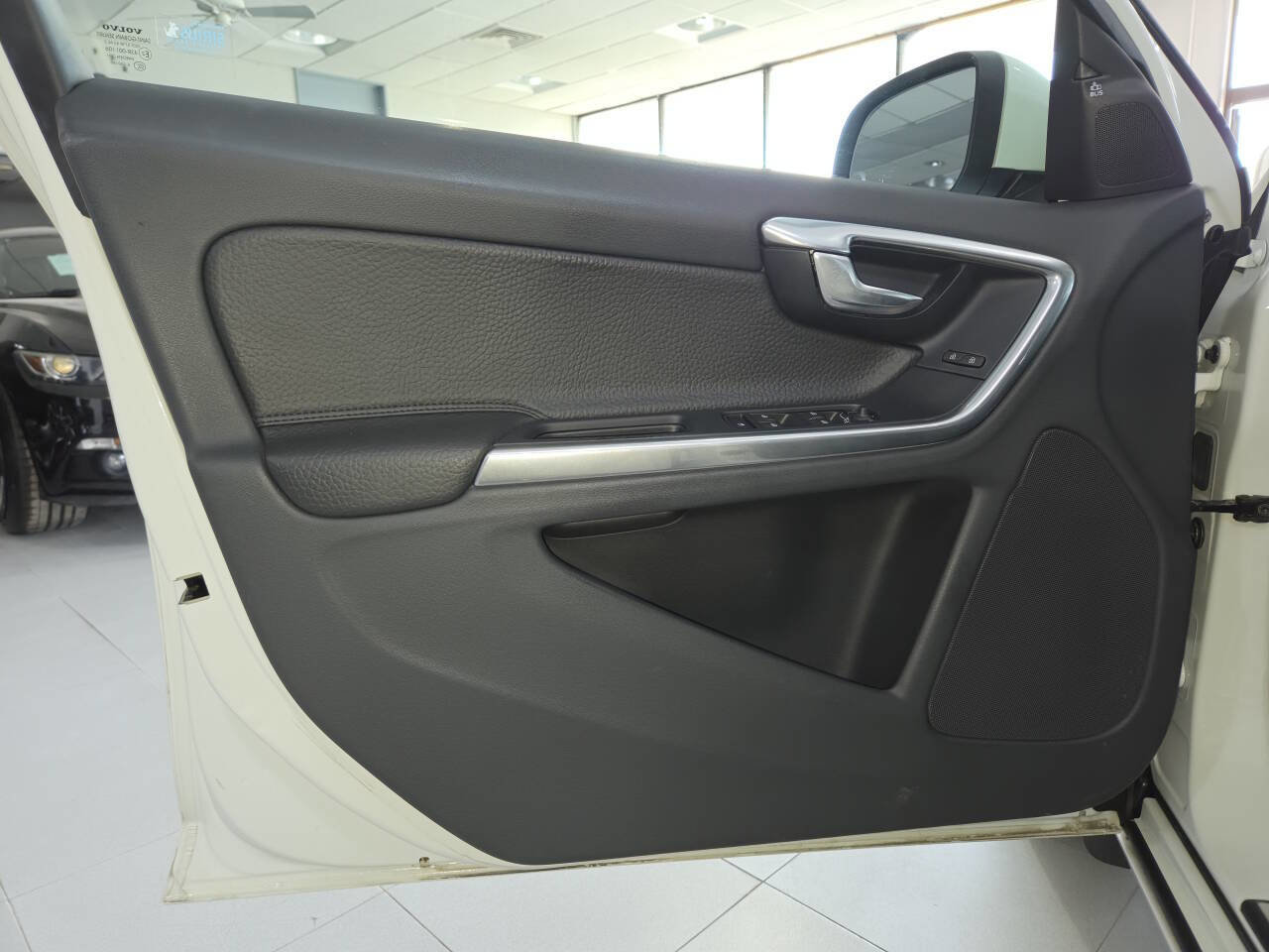 Used 2012 Volvo S60 T5 w/ Climate Pkg FWD image 13