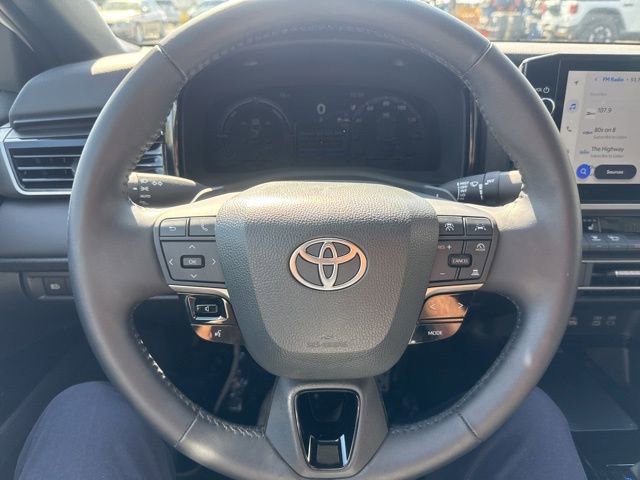 Used 2025 Toyota Camry XSE image 12