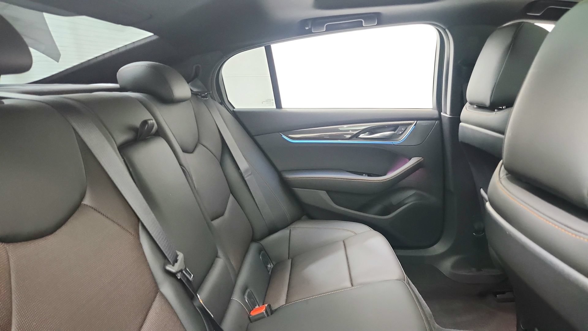 Certified 2025 Cadillac CT5 Sport w/ Technology Package AWD/4WD image 28
