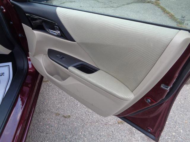 Used 2016 Honda Accord LX image 23