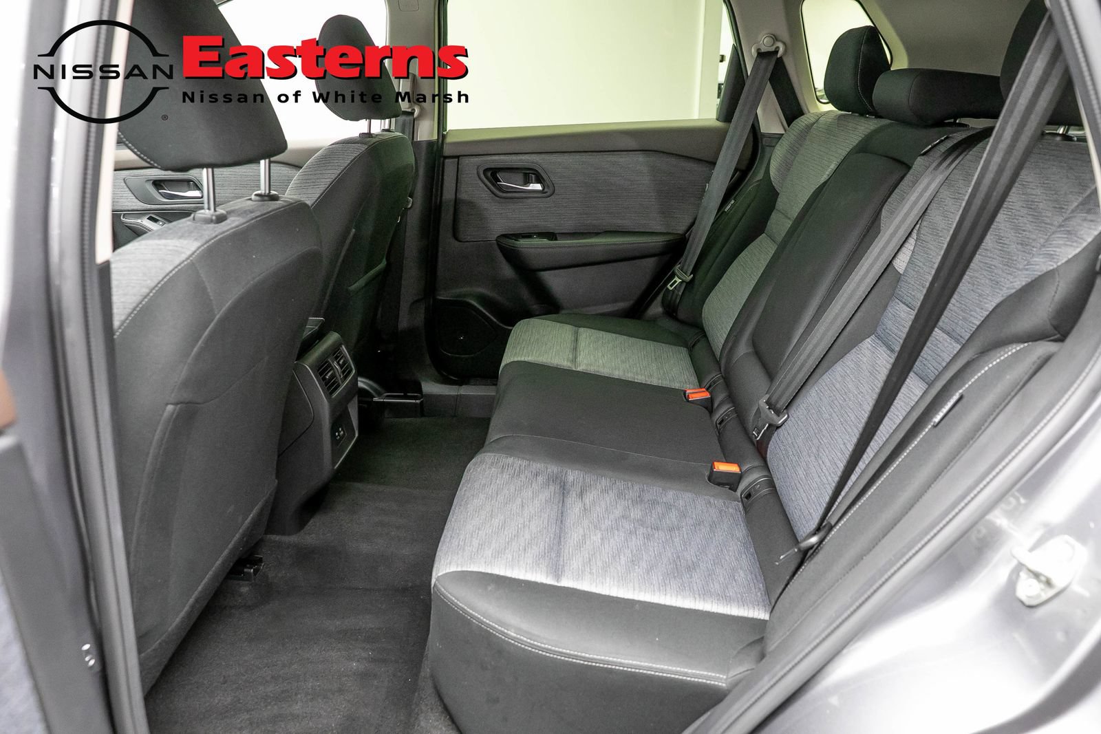 Used 2023 Nissan Rogue SV AWD/4WD image 21