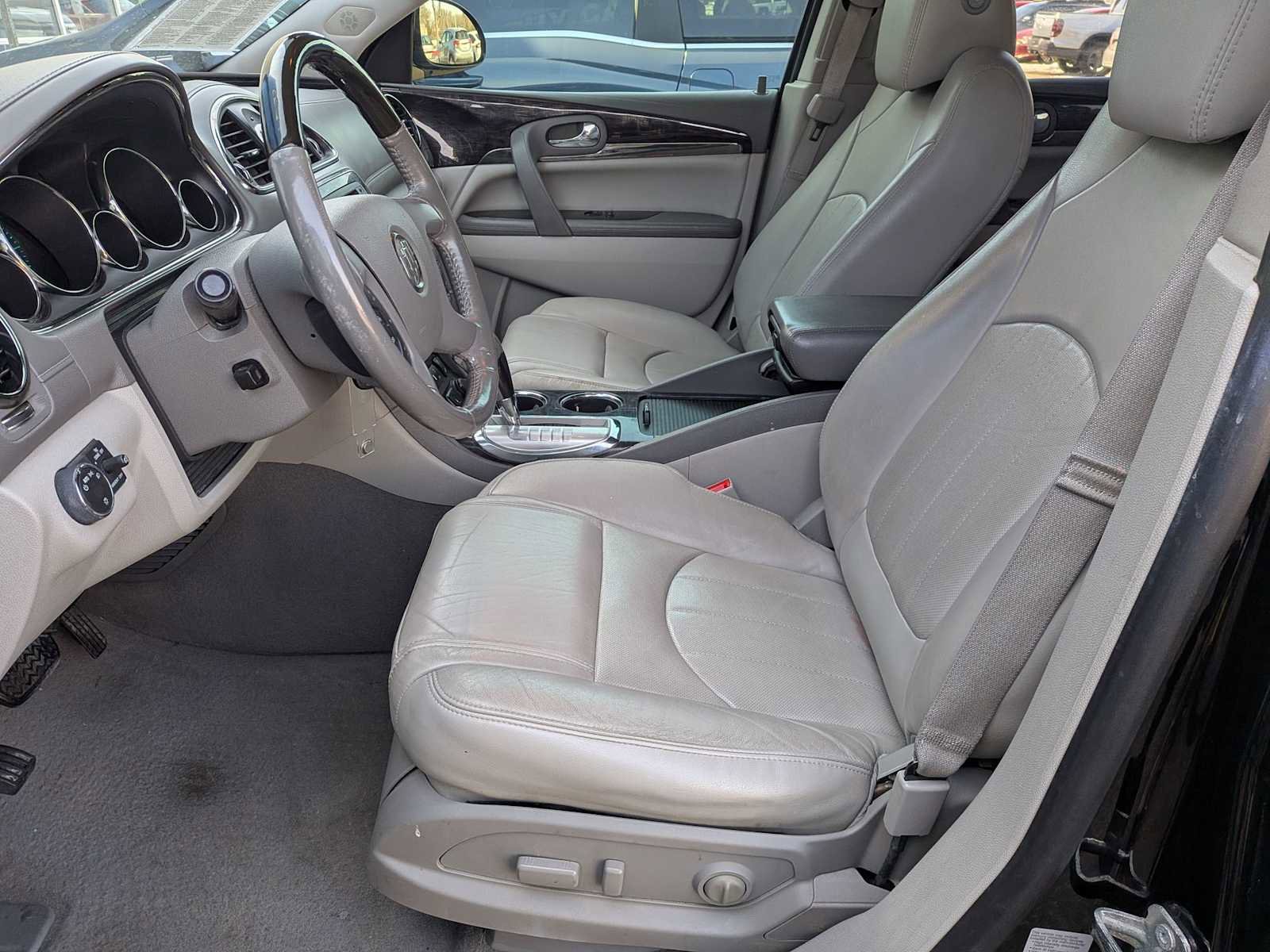 Used 2017 Buick Enclave Premium image 14