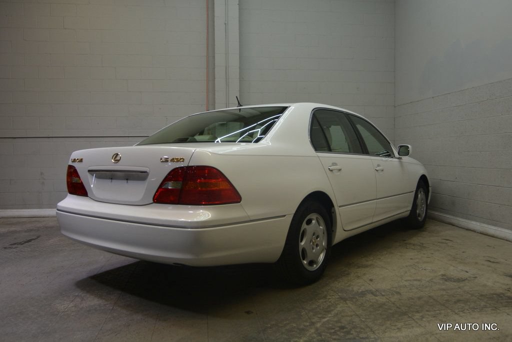 Used 2001 Lexus LS 430 RWD image 4