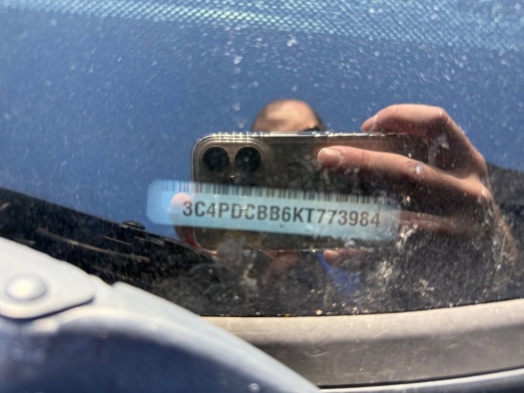 Used 2019 Dodge Journey SE w/ Connectivity Group image 30