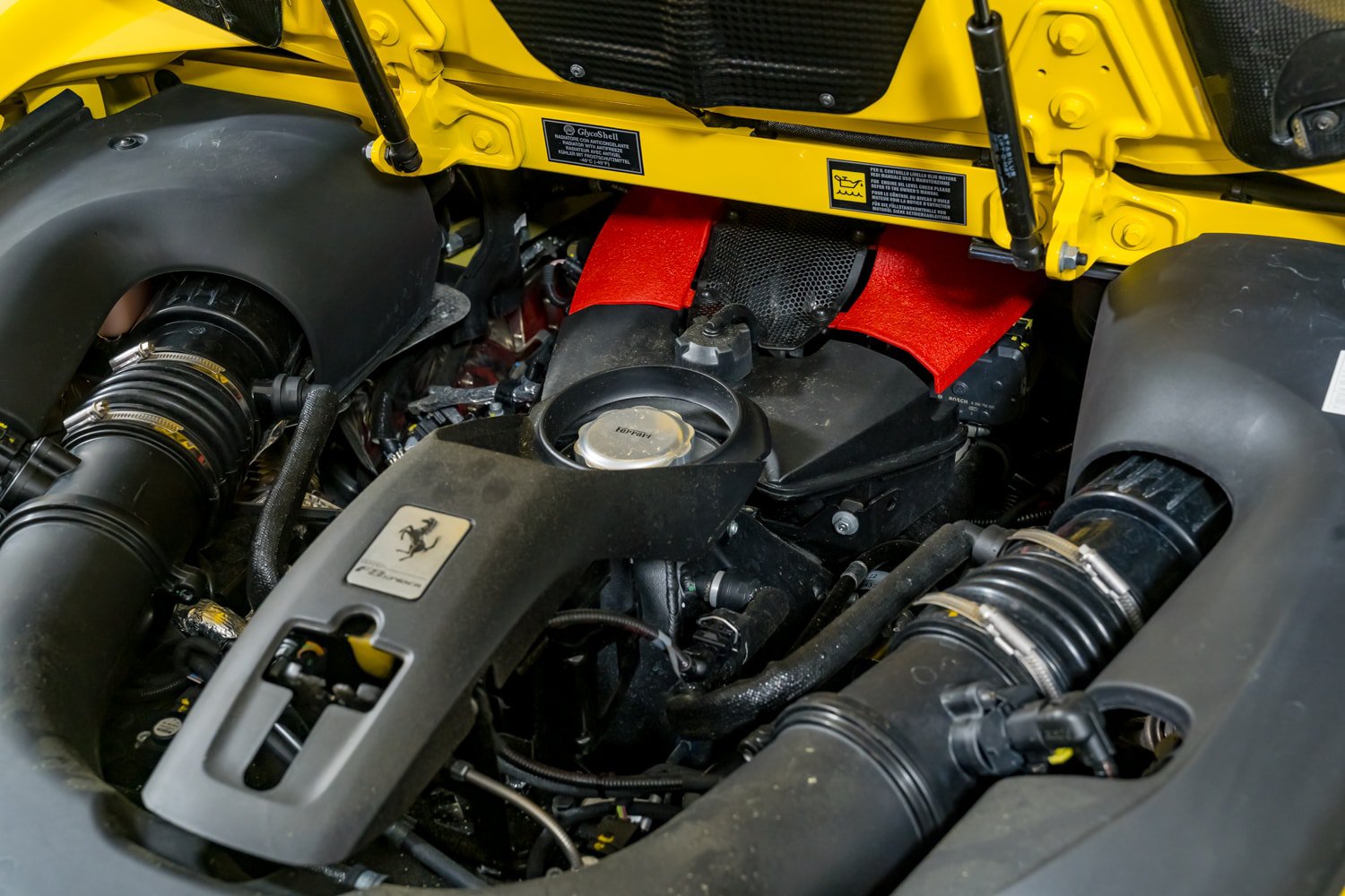Used 2022 Ferrari F8 Tributo RWD image 51