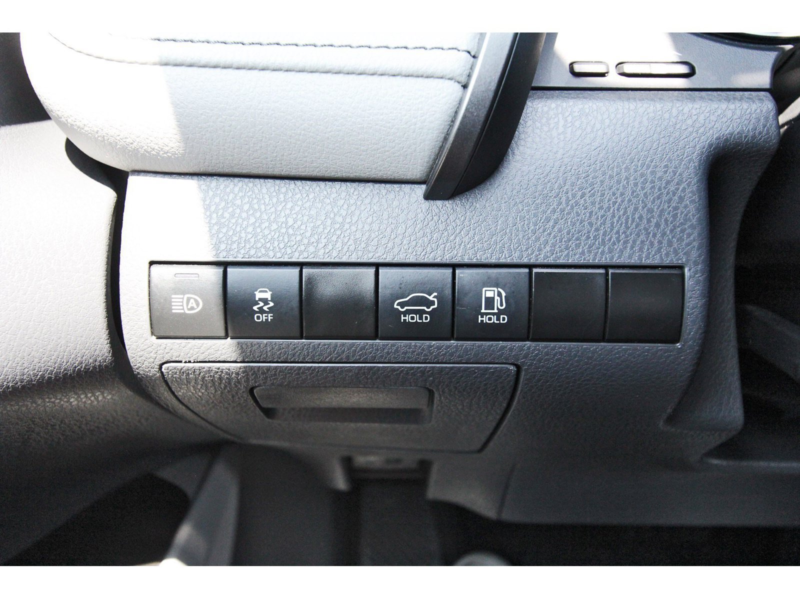 Used 2024 Toyota Camry XSE FWD image 18