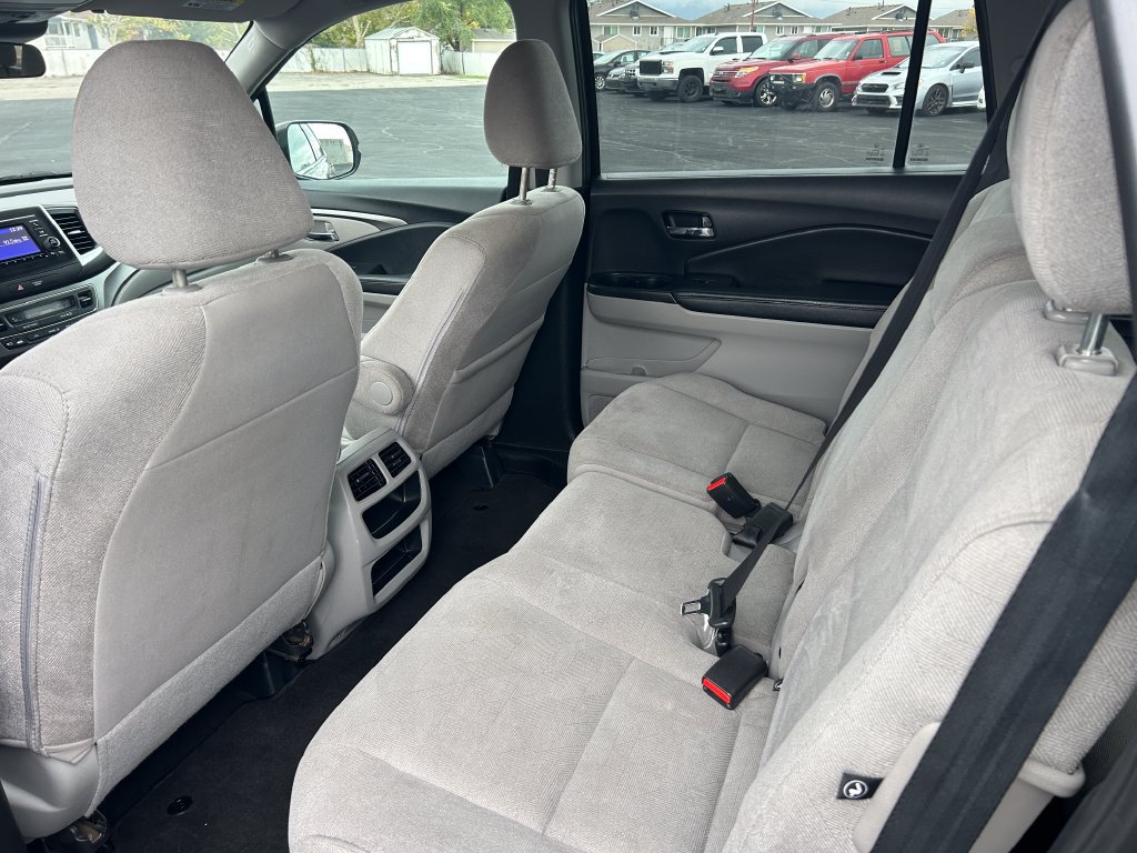 Used 2020 Honda Pilot LX image 27