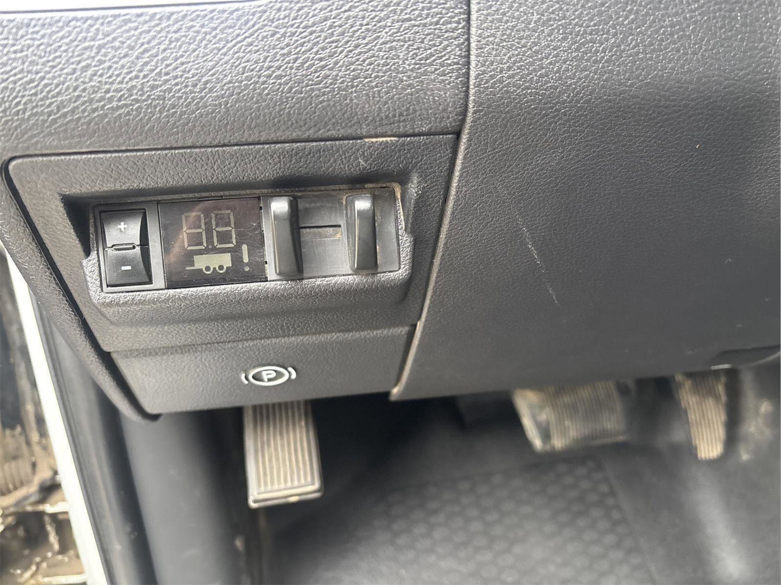 Used 2011 RAM 5500 SLT image 48