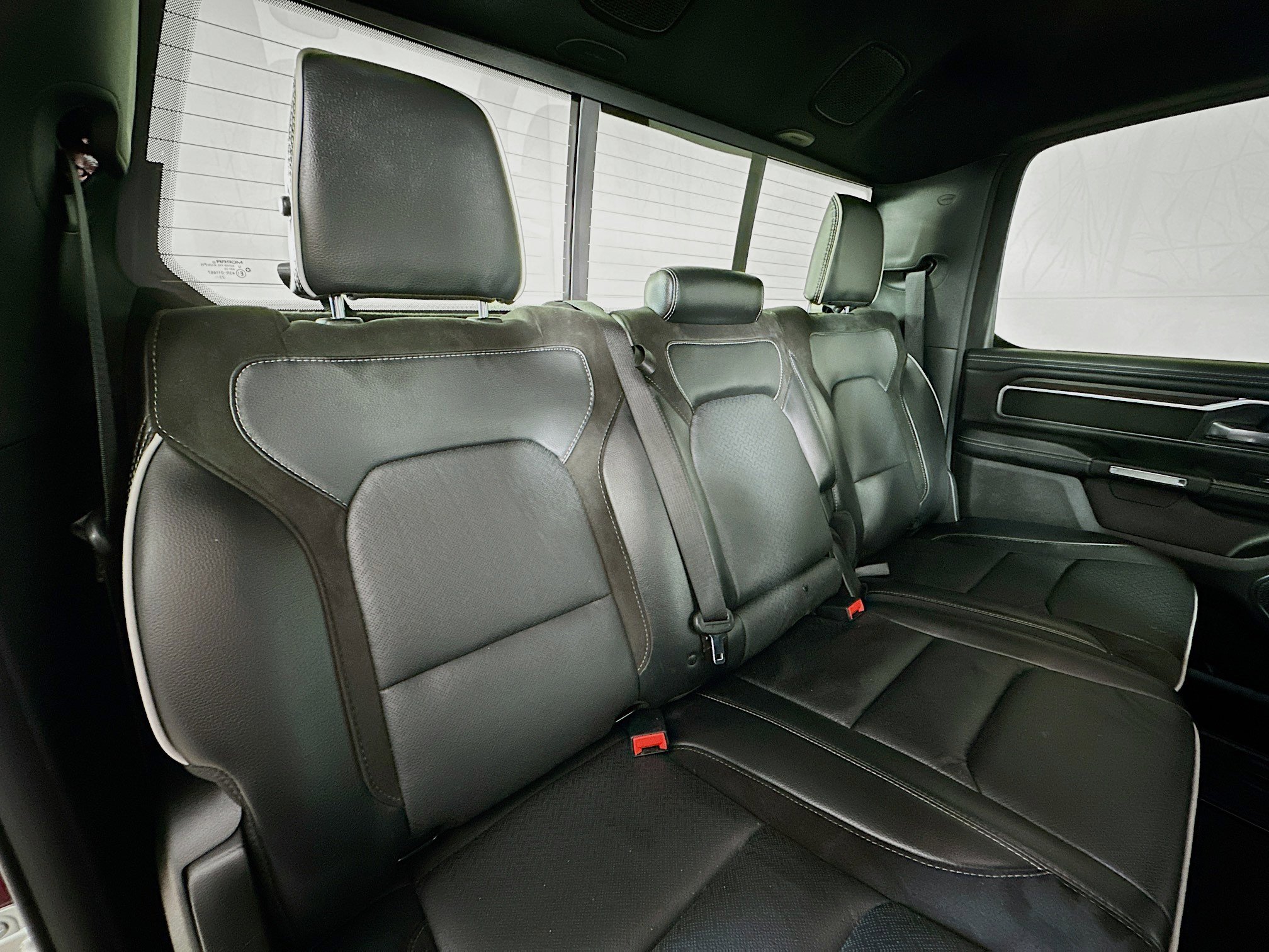 Used 2025 RAM 1500 Laramie image 25