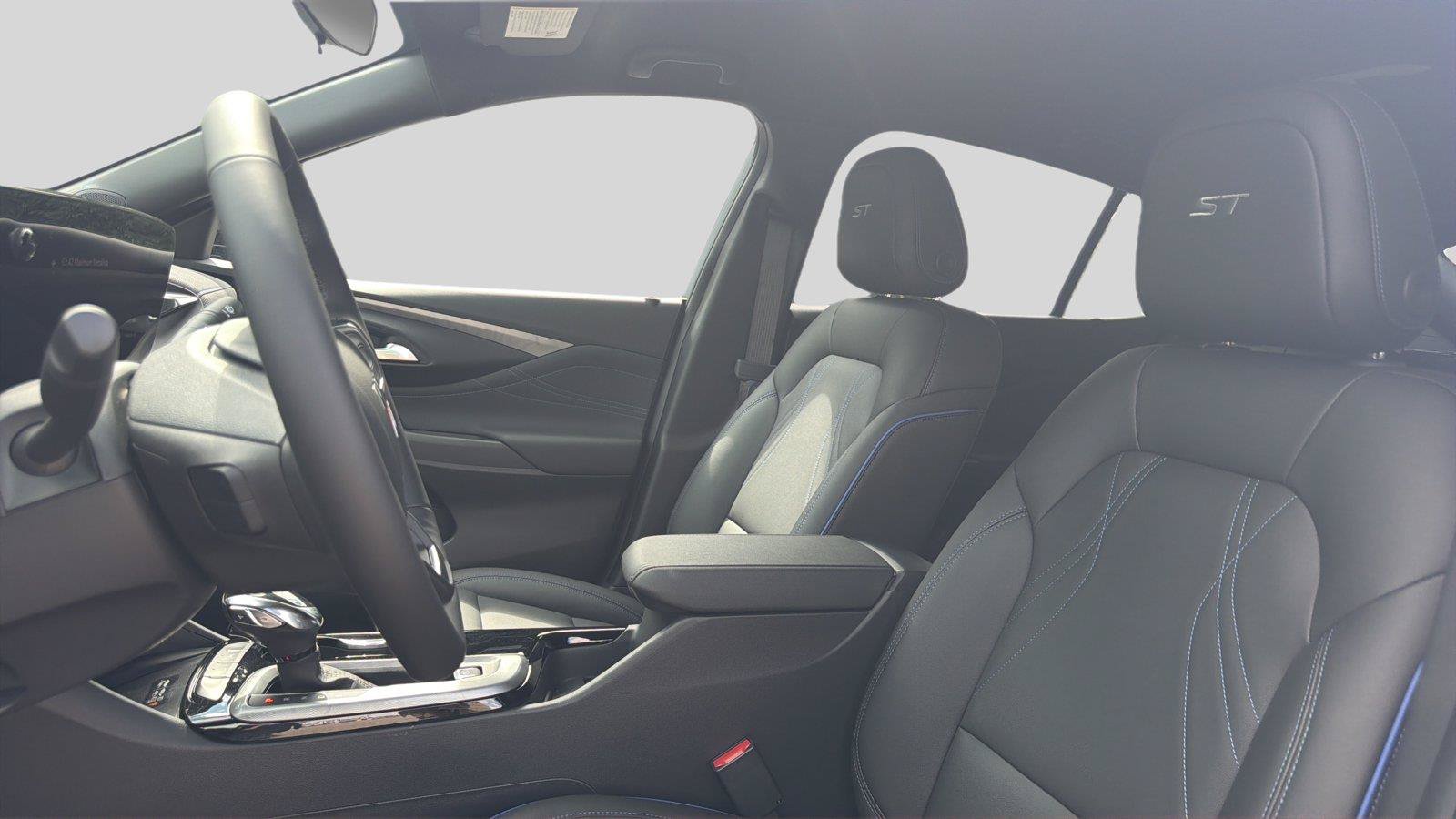 New 2026 Buick Envista Sport Touring w/ Convenience I Package FWD image 17