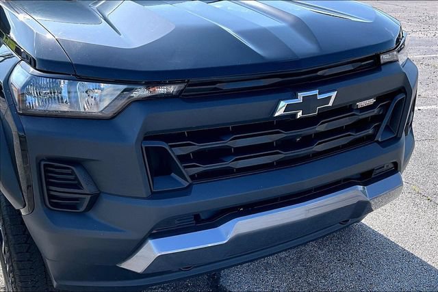 Used 2024 Chevrolet Colorado Trail Boss w/ Technology Package AWD/4WD image 34