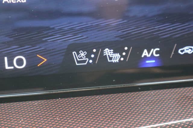 Used 2024 Chevrolet Traverse RS AWD/4WD image 10