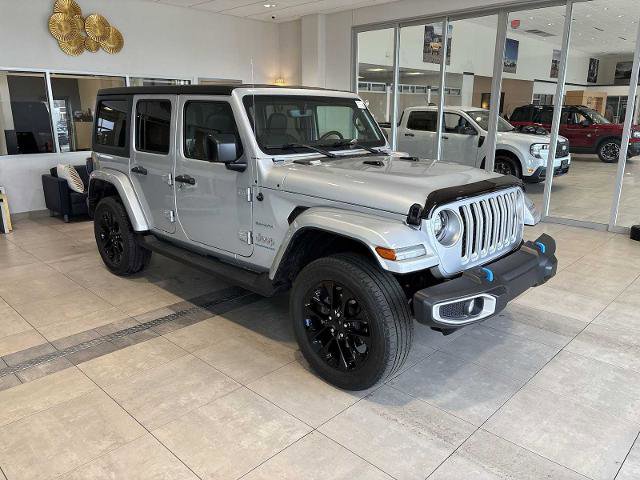 Used 2023 Jeep Wrangler Unlimited Sahara w/ Cold Weather Group image 1