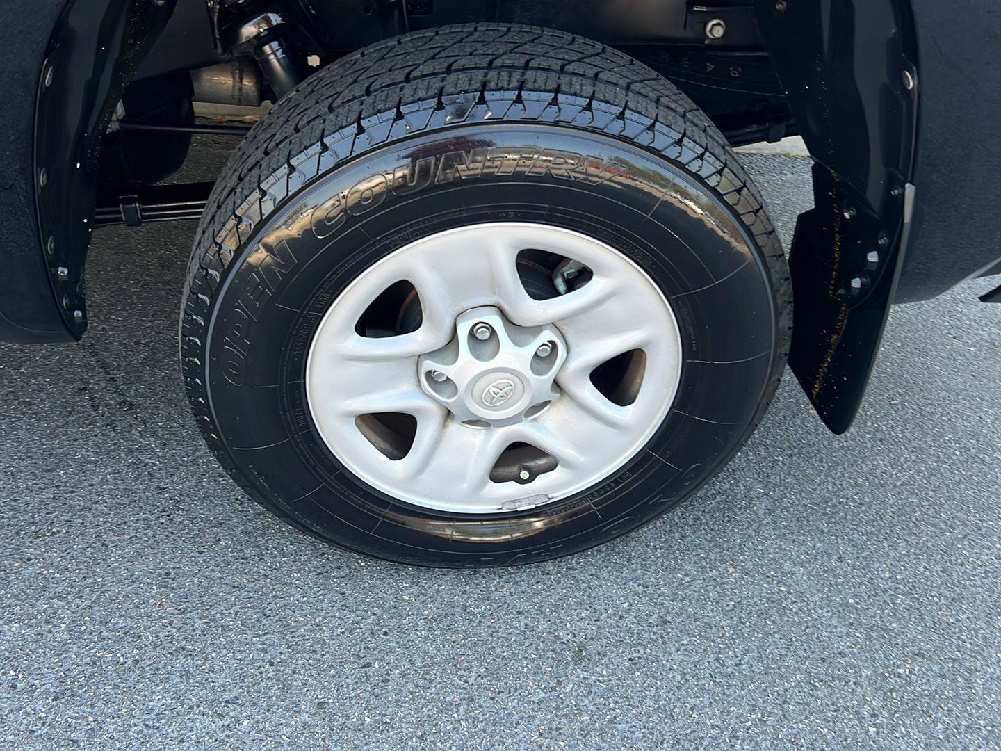 Used 2020 Toyota Tundra SR image 36