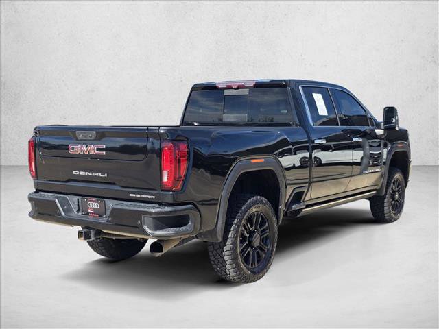 Used 2021 GMC Sierra 3500 Denali w/ Denali Black Diamond Edition image 5
