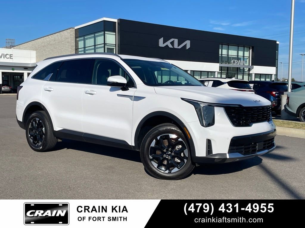New 2025 Kia Sorento S image 1