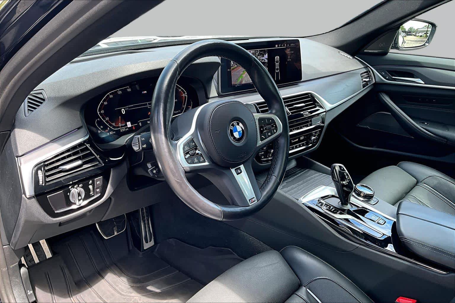 Used 2023 BMW 540i xDrive w/ Executive Package AWD/4WD image 18