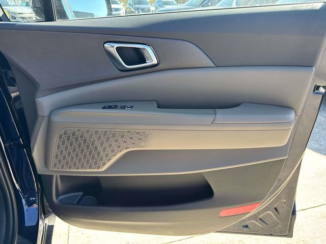 New 2026 Kia Carnival EX image 17