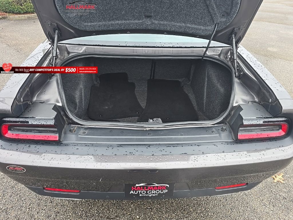 Used 2020 Dodge Challenger SXT w/ Driver Convenience Group image 22
