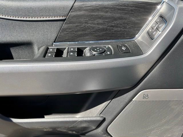 New 2026 Ford F150 Lariat w/ Equipment Group 502A High image 11