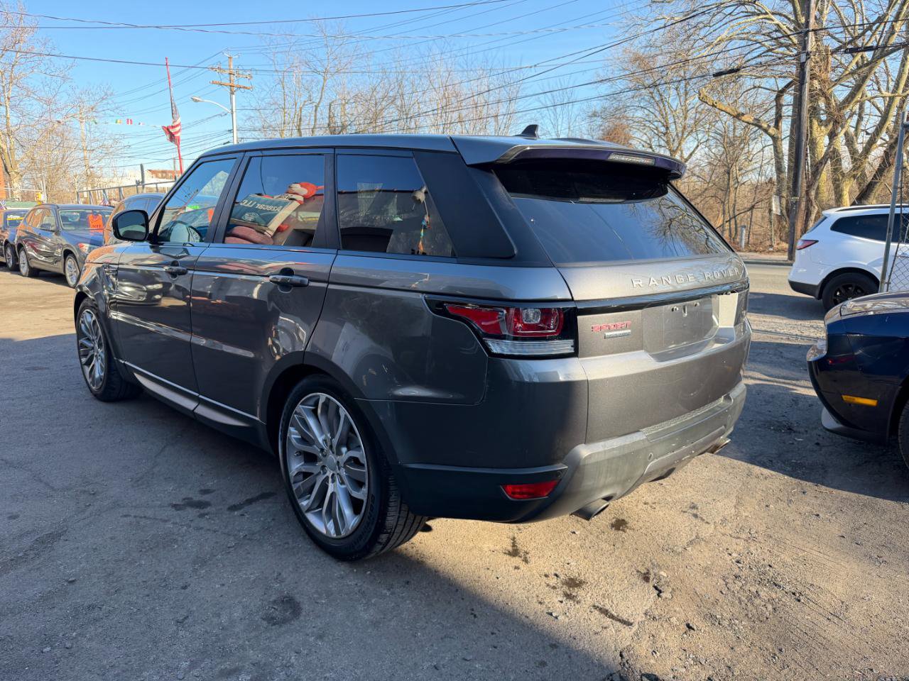 Used 2016 Land Rover Range Rover Sport Supercharged AWD/4WD image 7
