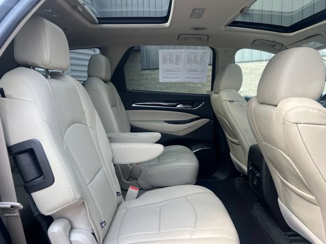 Used 2020 Buick Enclave Essence AWD/4WD image 14