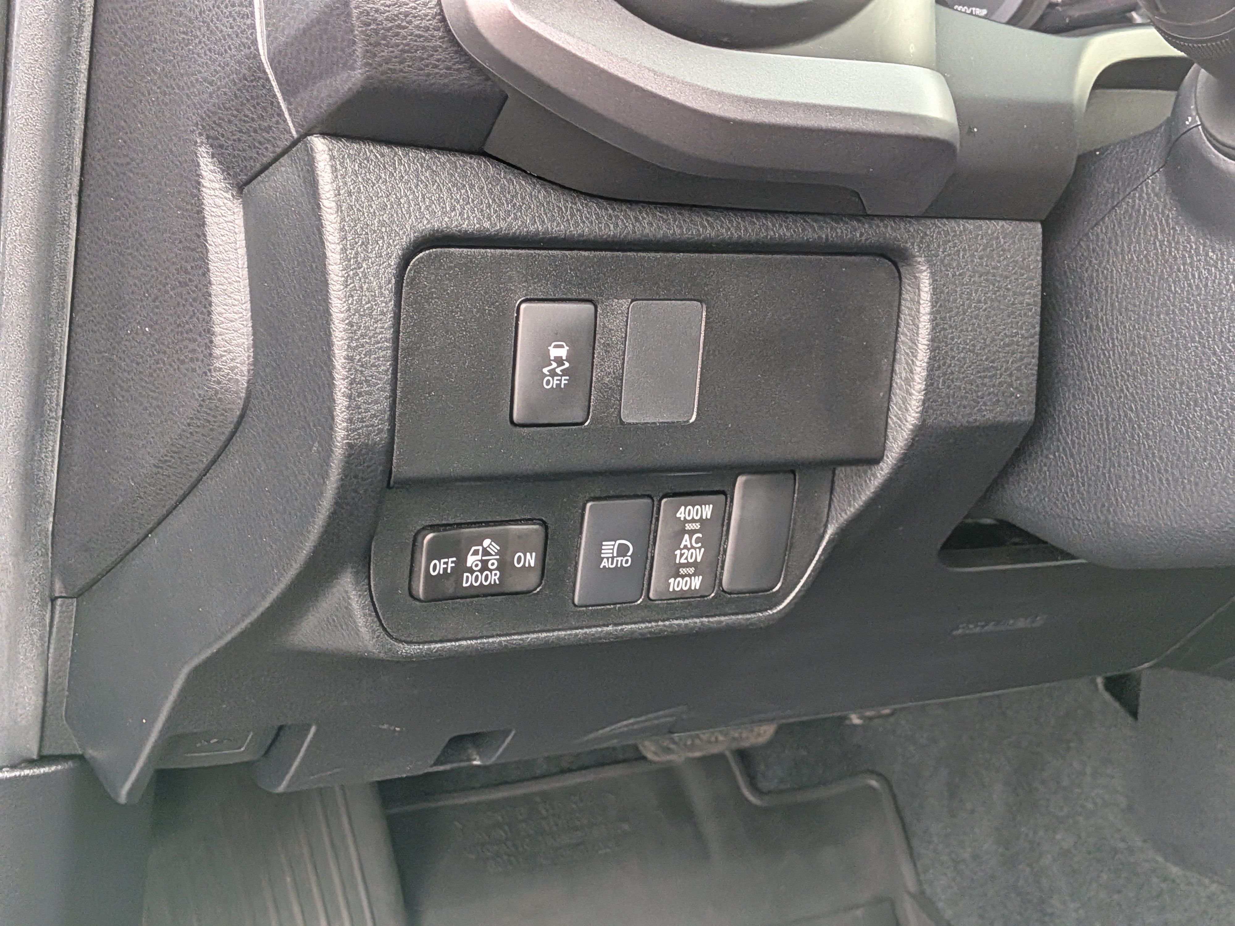 Certified 2022 Toyota Tacoma TRD Off-Road w/ Technology Package AWD/4WD image 17
