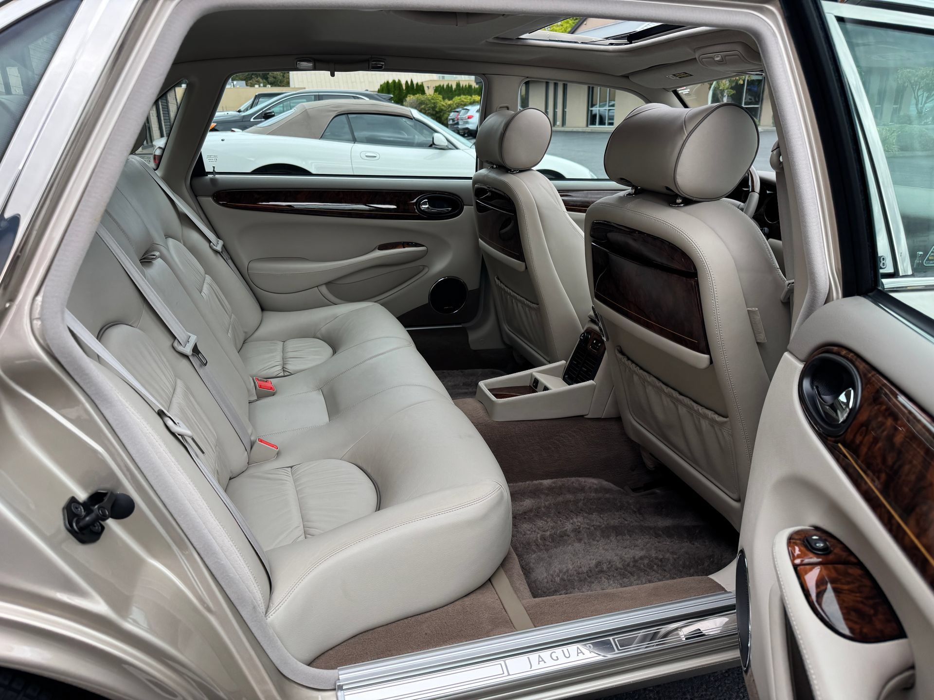 Used 2001 Jaguar XJ Supercharged RWD image 57