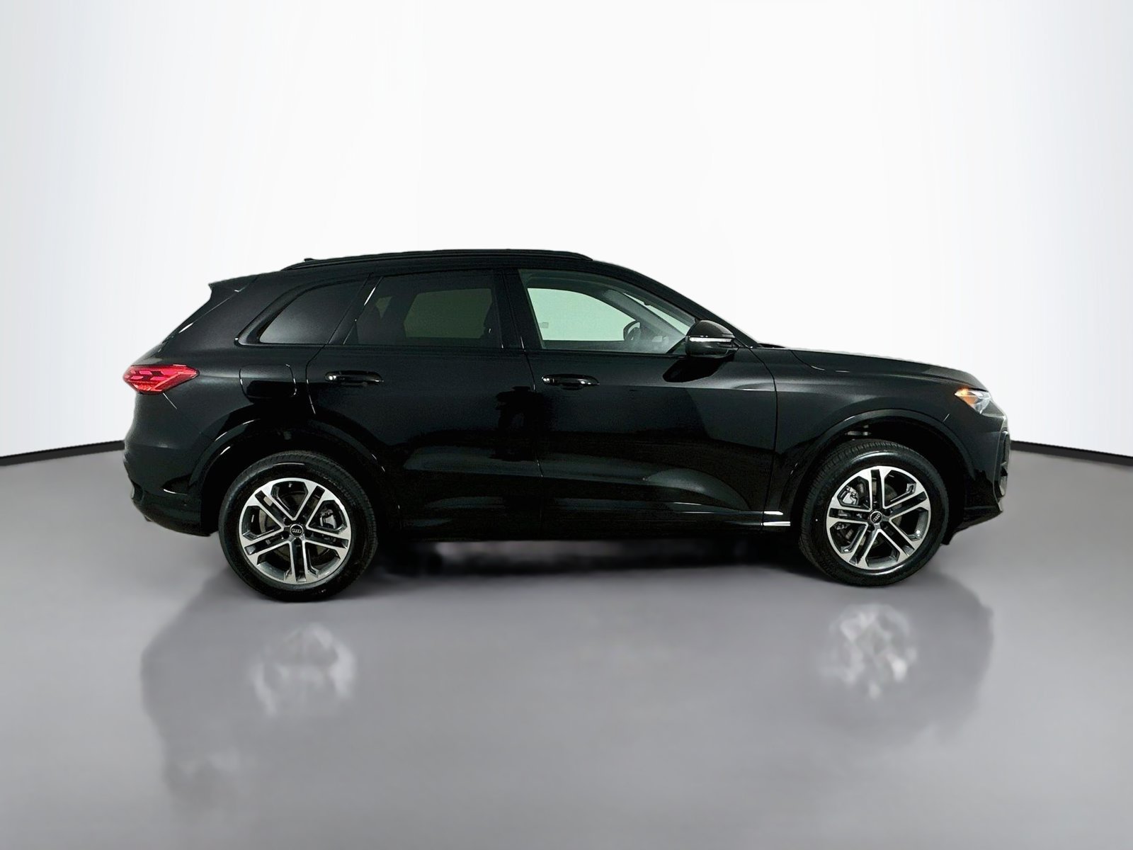 New 2026 Audi Q5 2.0T AWD/4WD image 4