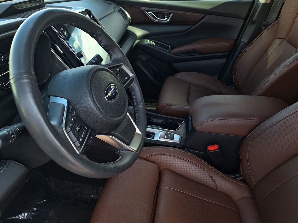 Used 2023 Subaru Ascent Touring AWD/4WD image 10
