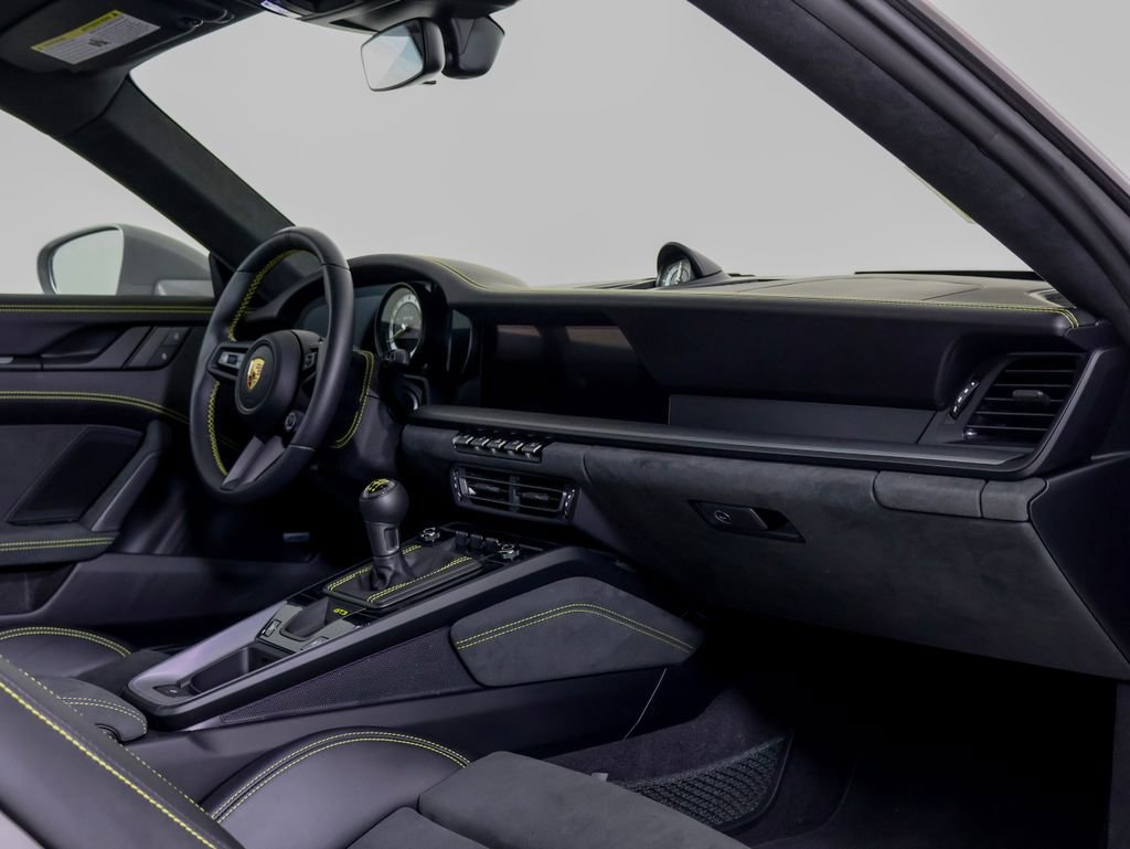 Certified 2023 Porsche 911 GT3 RWD image 7