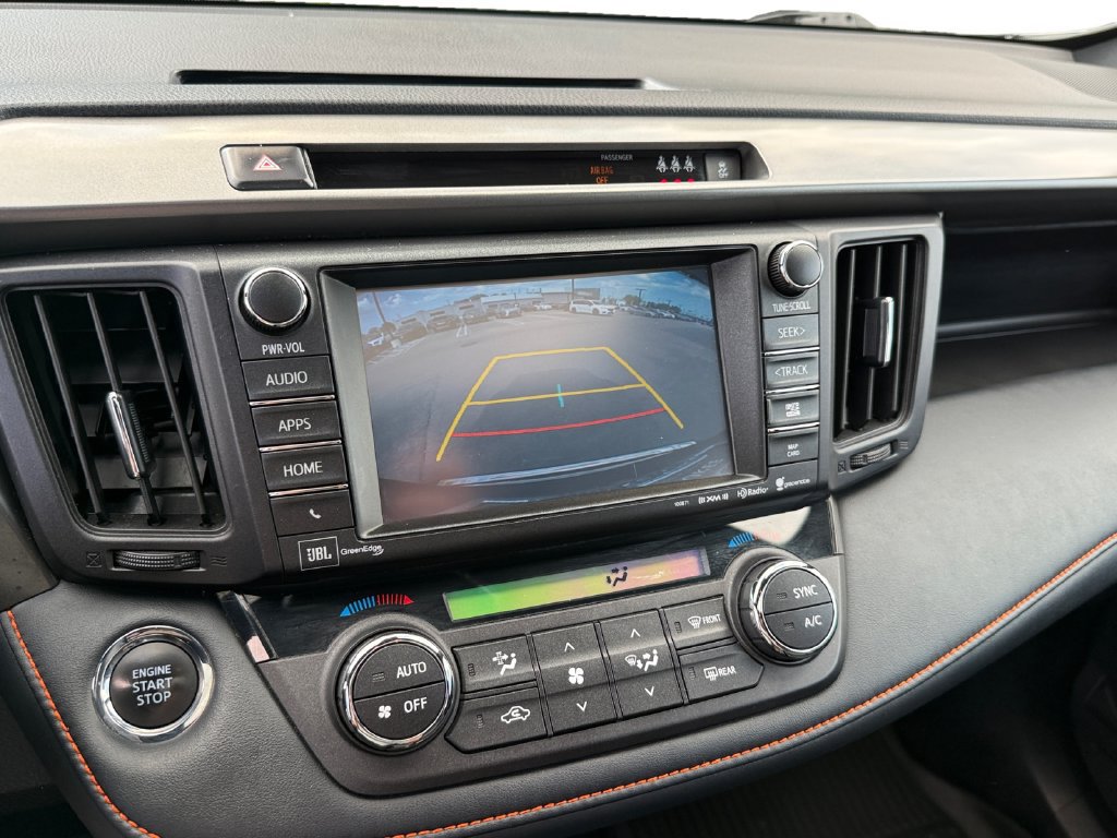 Used 2018 Toyota RAV4 SE w/ Power Extra Value Package AWD/4WD image 16