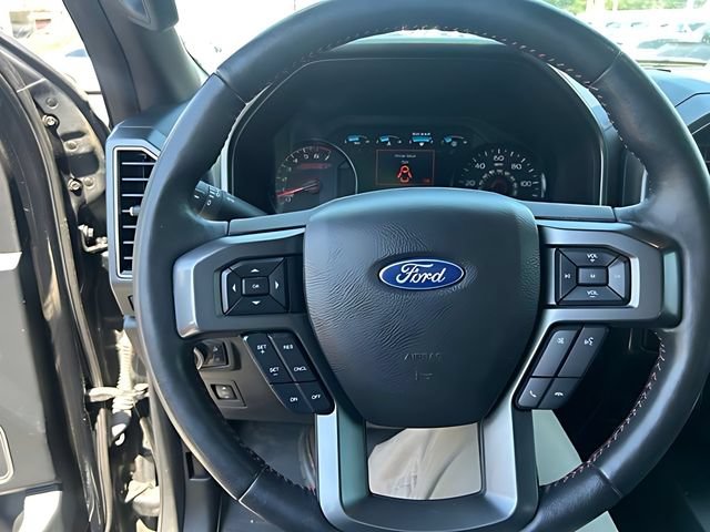 Used 2018 Ford F150 Lariat w/ Equipment Group 502A Luxury AWD/4WD image 19