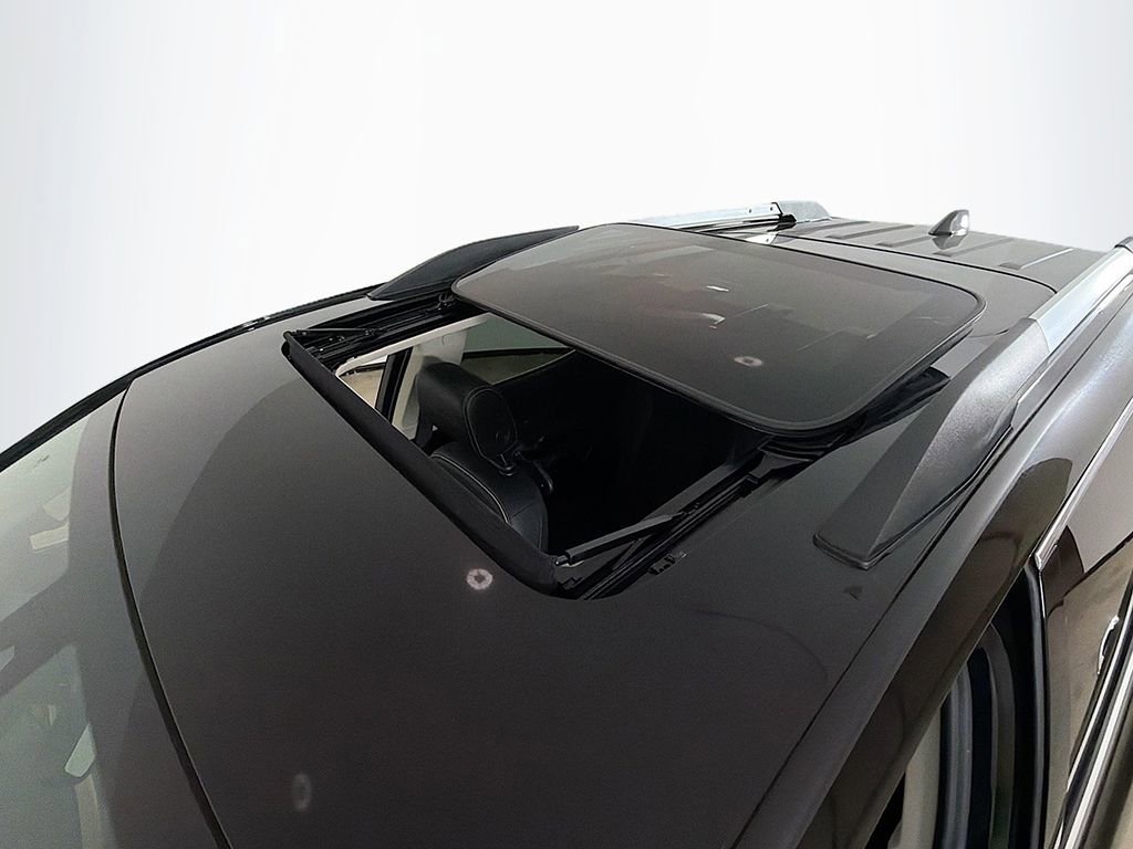 Used 2023 GMC Acadia Denali w/ Denali Ultimate Package image 22