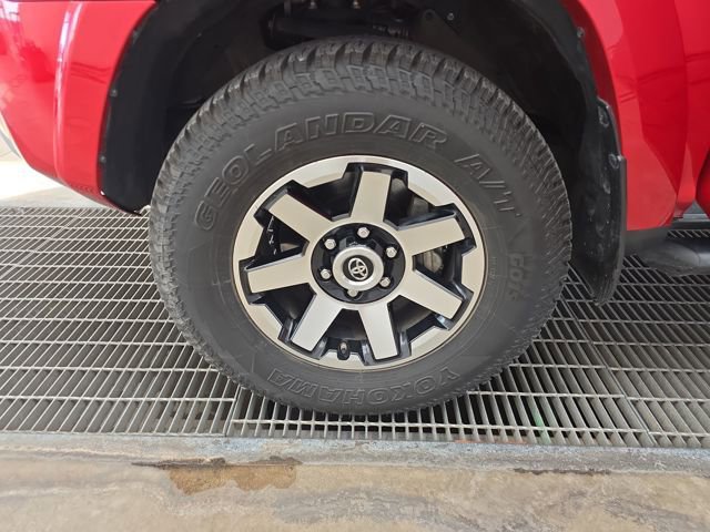 Used 2018 Toyota 4Runner SR5 image 26