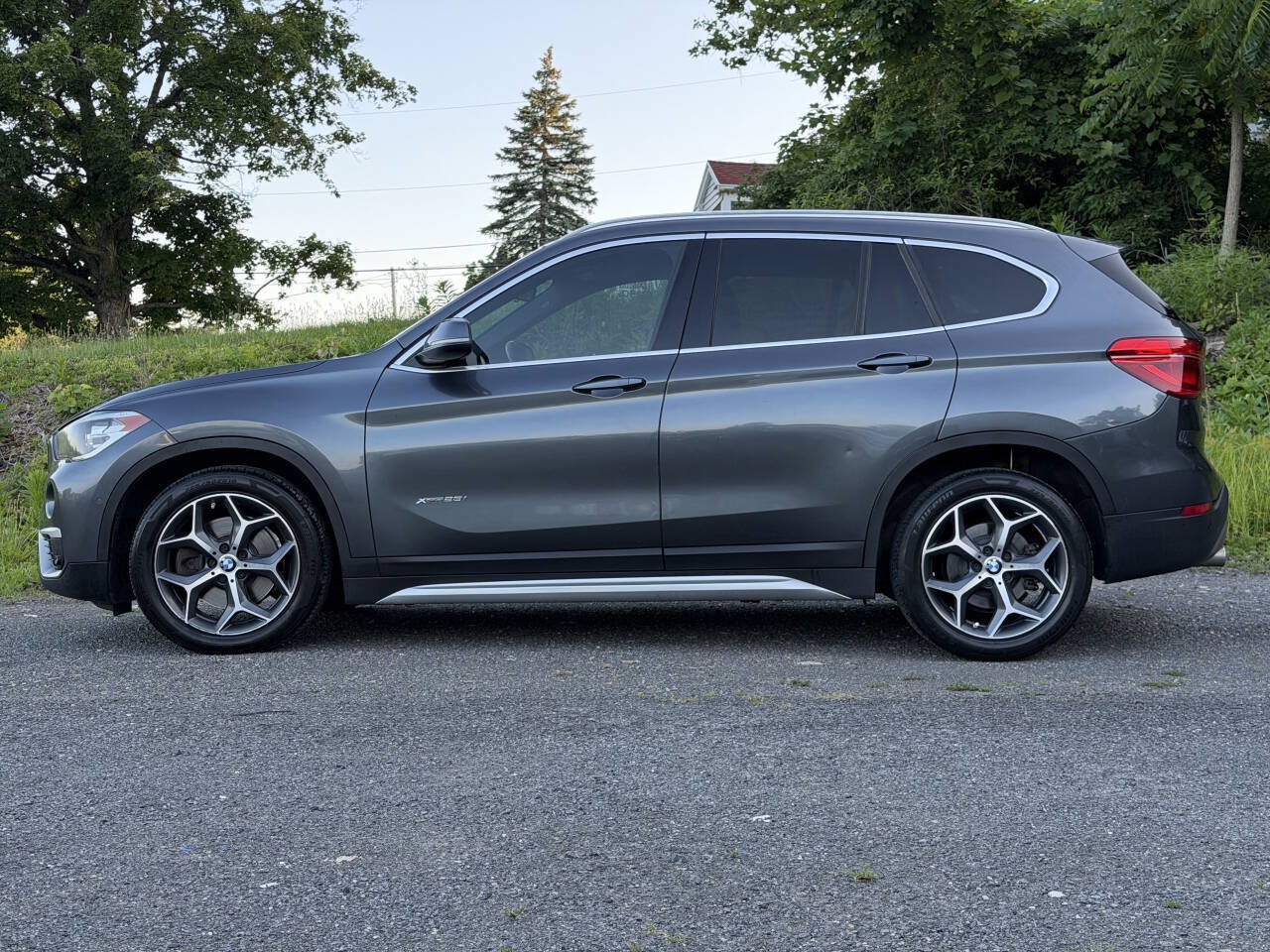 Used 2016 BMW X1 xDrive28i AWD/4WD image 3