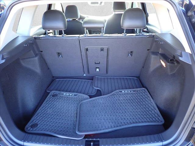 Used 2022 Volkswagen Taos SE w/ Panoramic Sunroof Package image 8