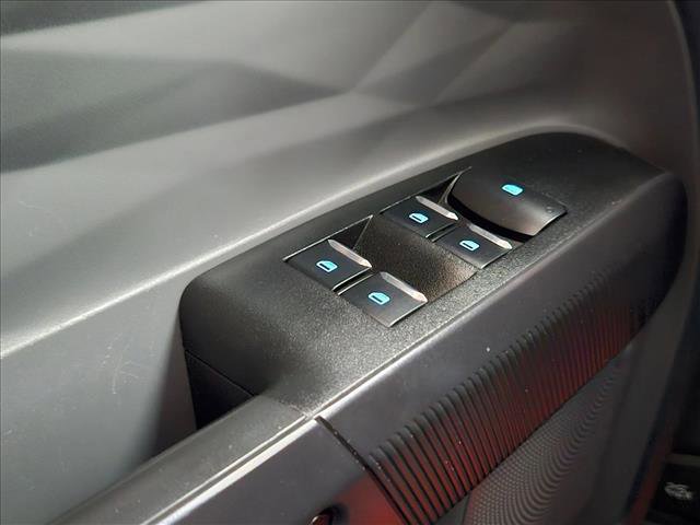 Used 2024 Ford Maverick XL image 18