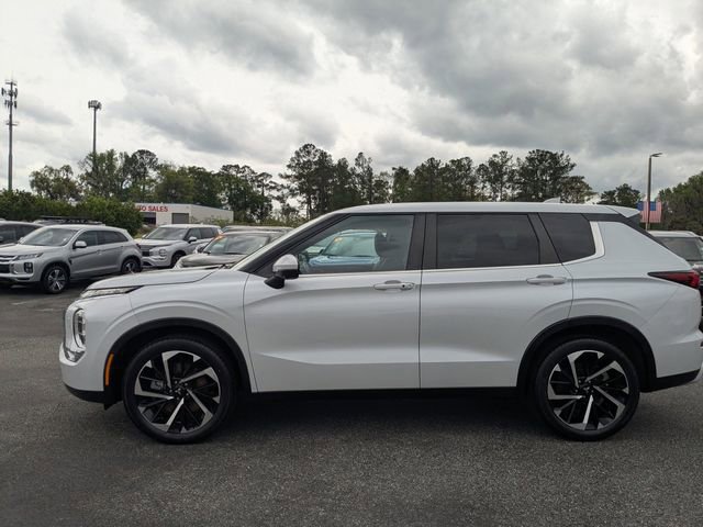 Used 2022 Mitsubishi Outlander SE image 6