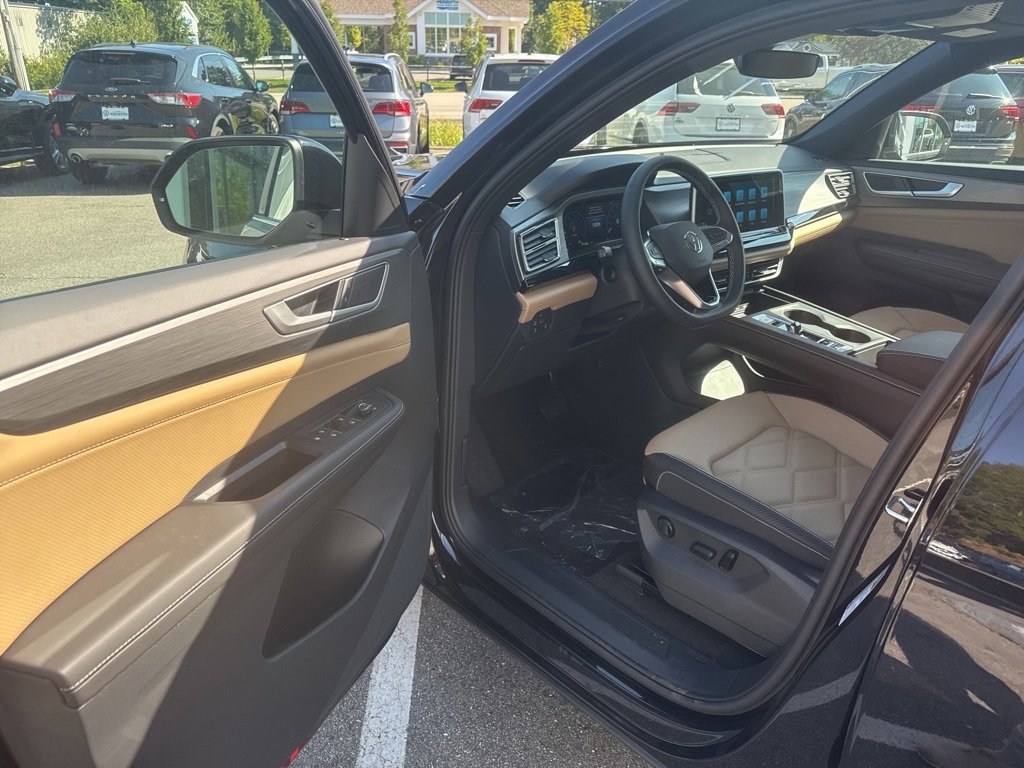 New 2026 Volkswagen Atlas Cross Sport SE image 17
