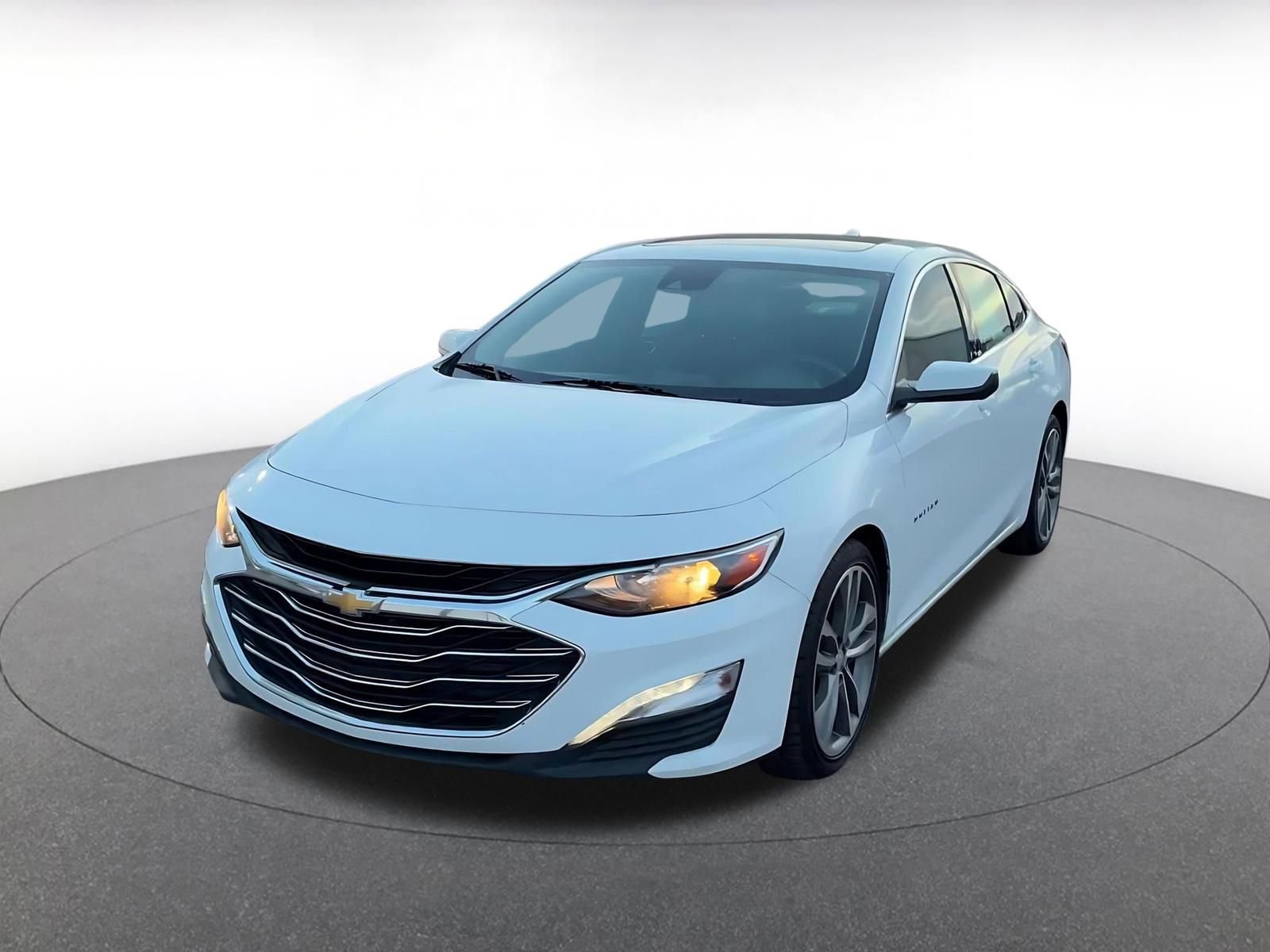 Used 2023 Chevrolet Malibu LT w/ Driver Confidence Package FWD image 7