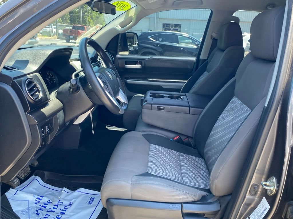 Used 2018 Toyota Tundra SR5 AWD/4WD image 6