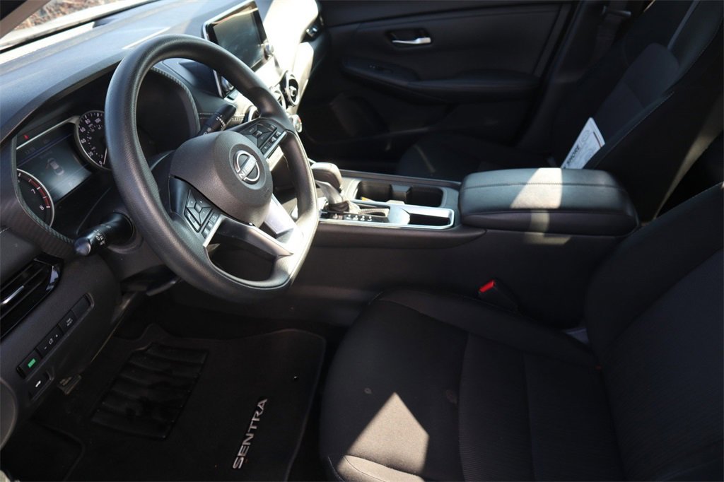 Certified 2025 Nissan Sentra SV image 13