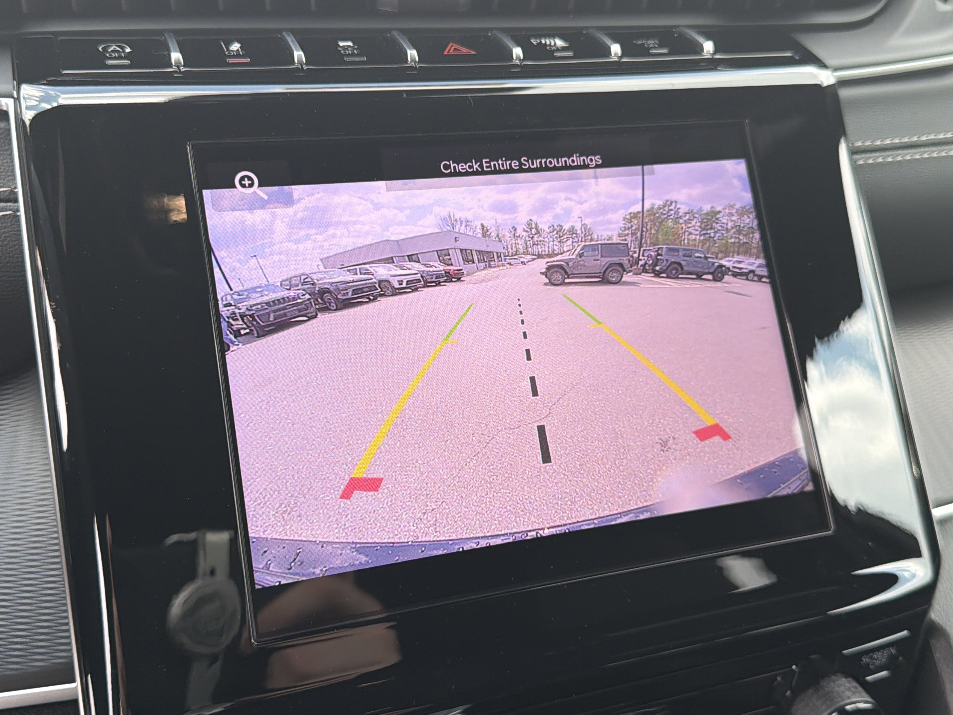 New 2026 Jeep Grand Cherokee Laredo w/ Trailer Tow Package image 34