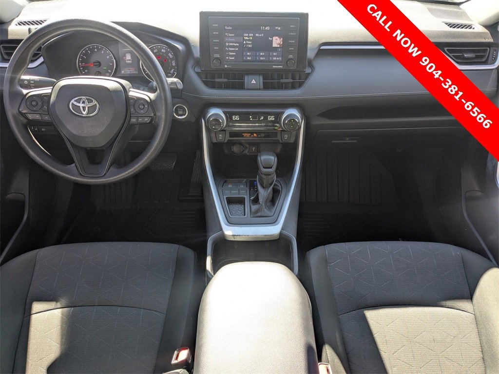 Used 2022 Toyota RAV4 XLE image 16