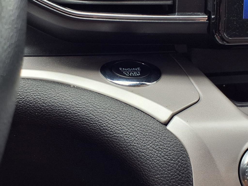 Certified 2023 Ford Explorer XLT w/ Equipment Group 202A image 15